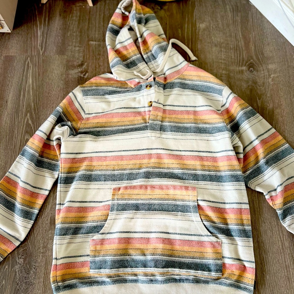 O’Neill drug rug sweatshirt